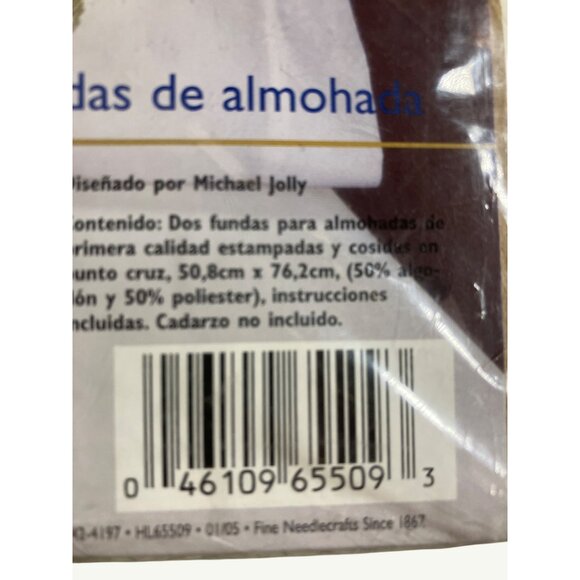 Bucilla Special Edition Premium Percale Tulips Pillowcases Craft Kit - Picture 5 of 7